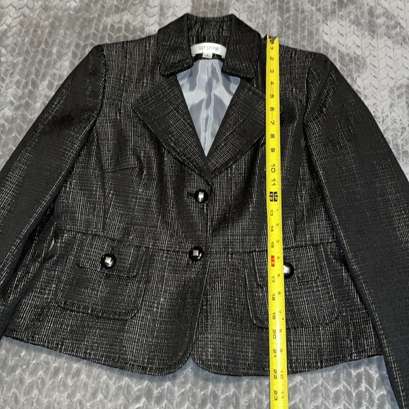 LeSuit Skirt & Suit Studio Blazer (Both Kasper Companies) Matching Suit. Size 8. - Picture 10 of 15